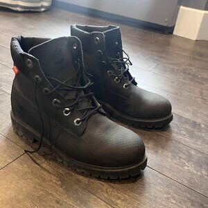 Timberland Waterproof Boots - Fits Boys 5.5 or Ladies 7-7.5